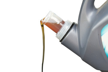 Quelle huile pour tondeuse utiliser pour son bon fonctionnement ?